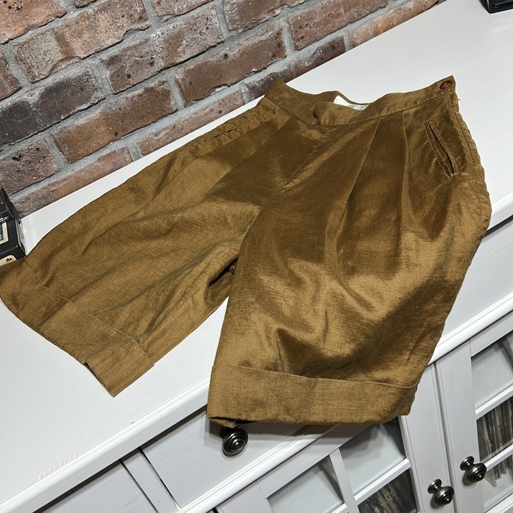 Vintage high waisted linen shorts
